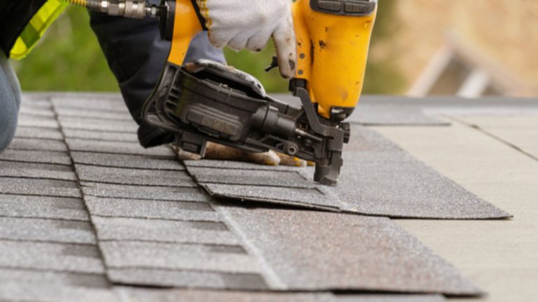 Flat Roof Repair in New Suffolk